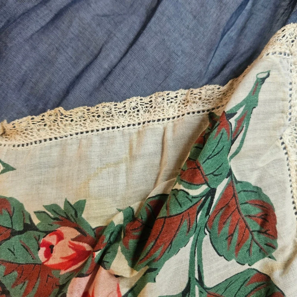 Vintage Navy Blue Sheer Half Apron Red Rose Floral Applique Lace Trim Pocket 50s